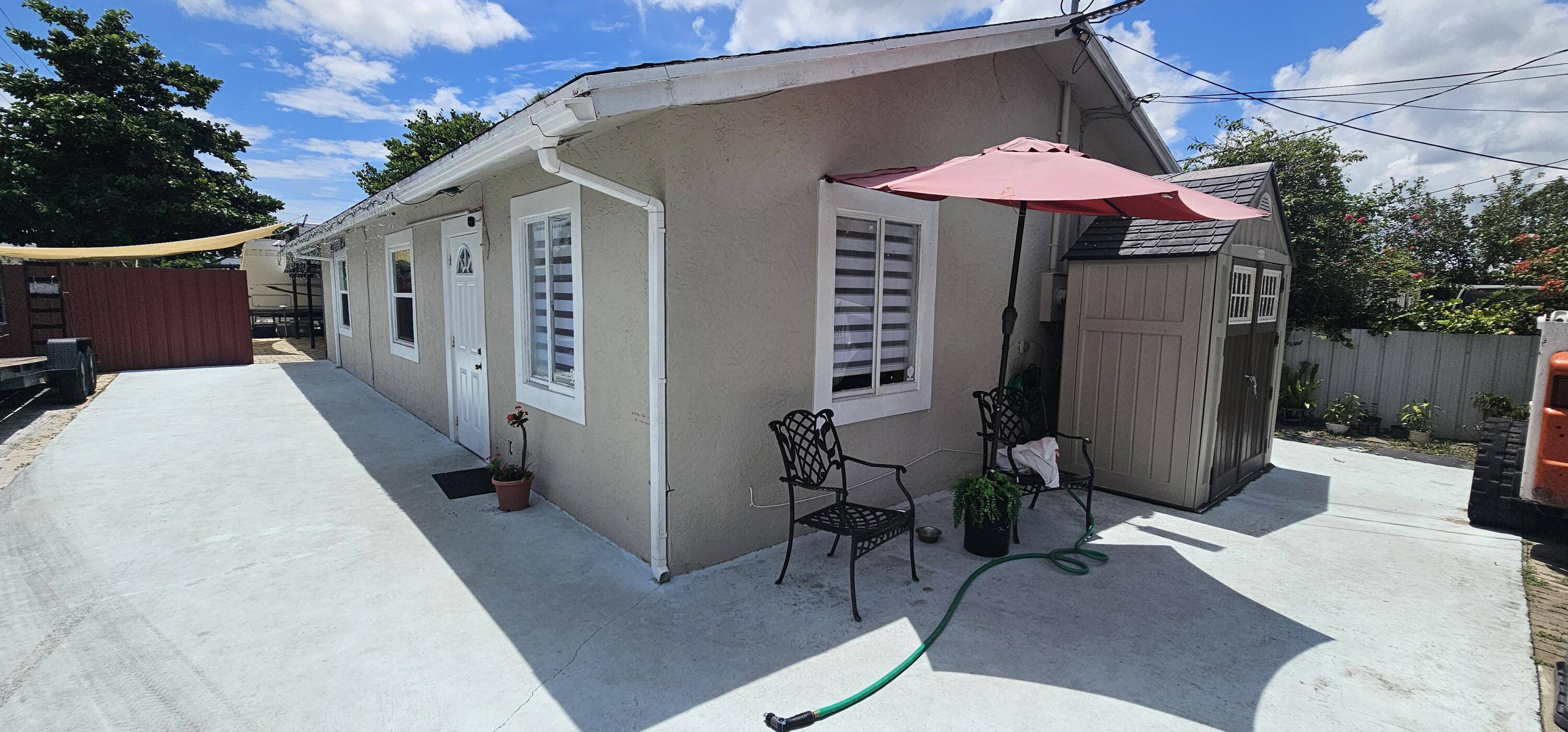 6334 Wallis RD, West Palm Beach, FL 33413