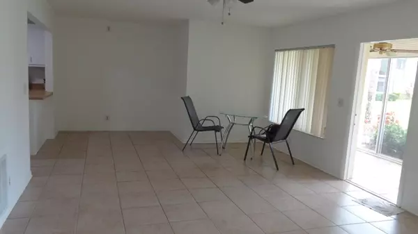 Greenacres, FL 33463,5883 La Paseos DR A-1