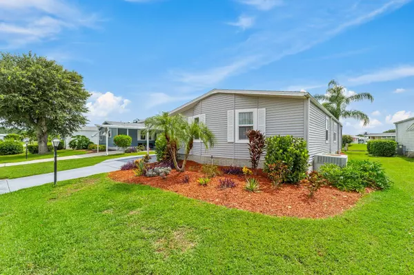 Port Saint Lucie, FL 34952,2940 Fiddlewood CIR