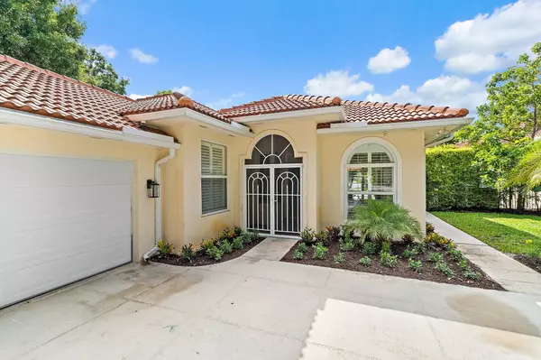 Palm Beach Gardens, FL 33410,216 E Tall Oaks CIR