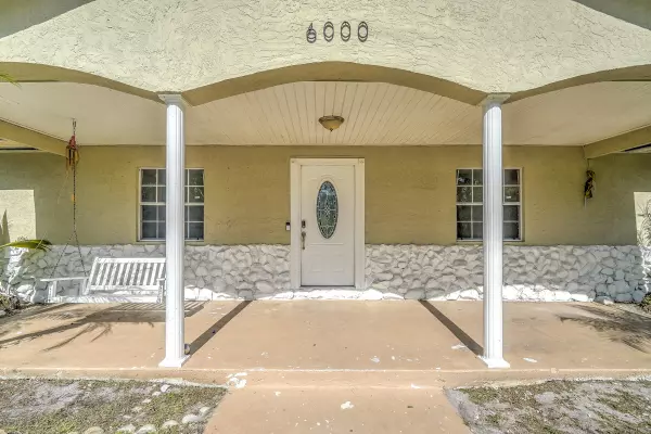 Fort Pierce, FL 34982,6000 Pinetree DR