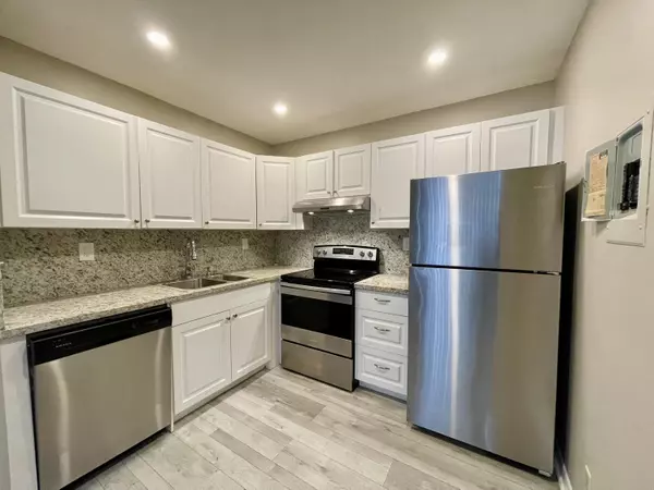 864 Flanders R 864, Delray Beach, FL 33484