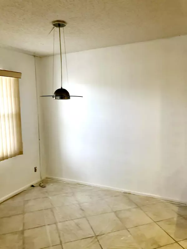 Boca Raton, FL 33434,3076 Cornwall D 3076