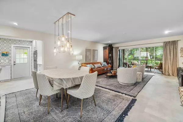 Jupiter, FL 33477,4161 S Us Highway 1 E2