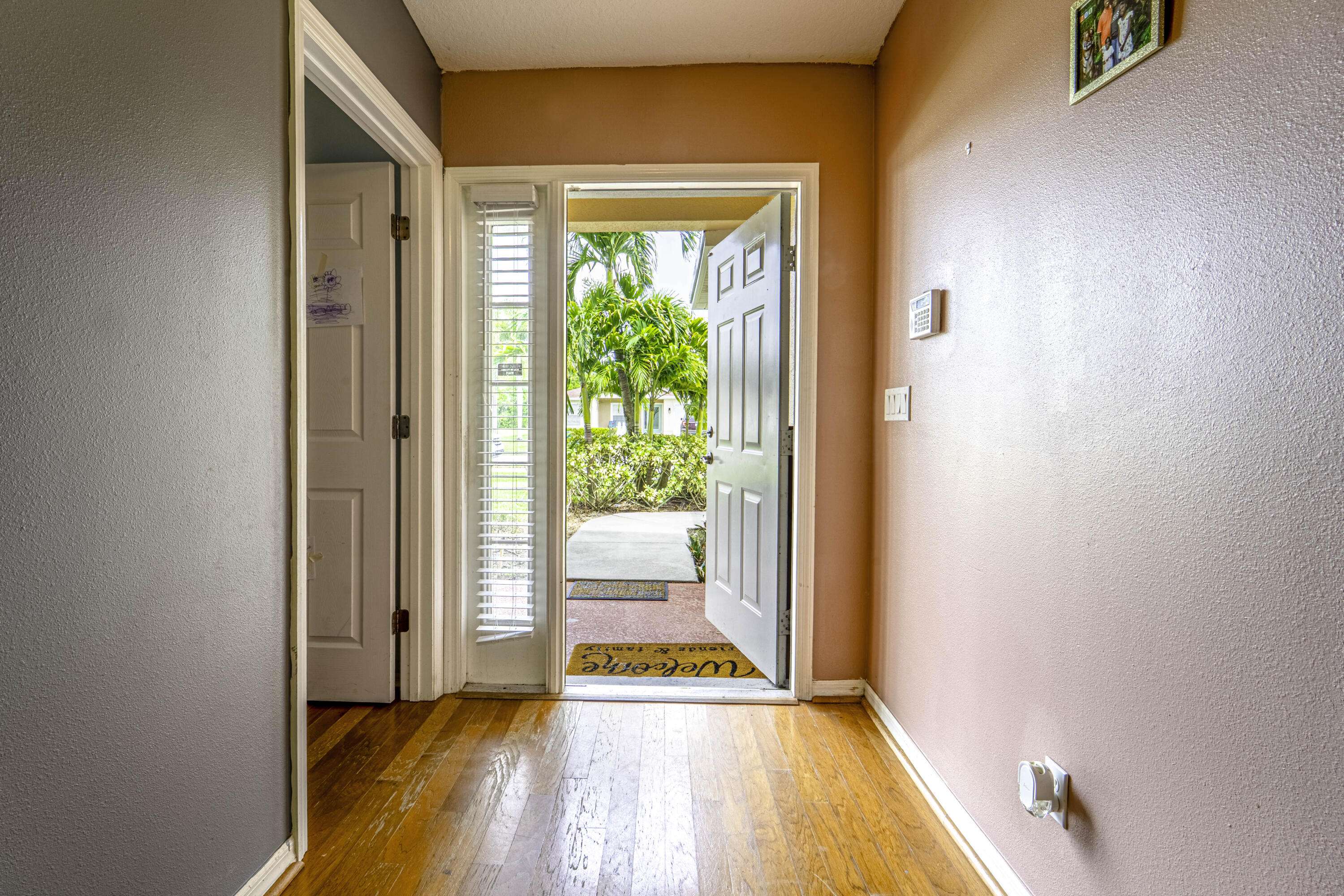 Port Saint Lucie, FL 34952,6416 Las Palmas WAY