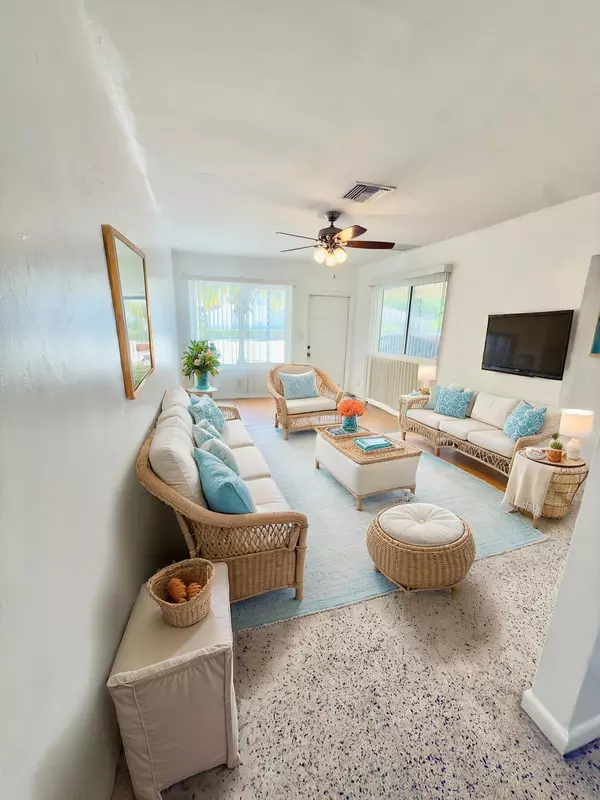 Lake Worth Beach, FL 33460,1418 N J ST