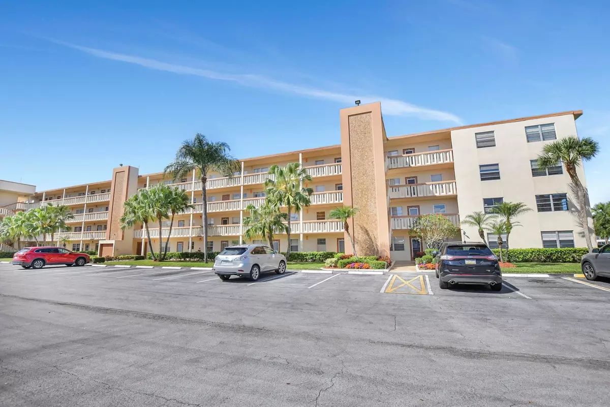 Boca Raton, FL 33434,3004 Newcastle A