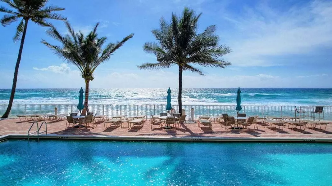 3520 S Ocean BLVD A301, South Palm Beach, FL 33480