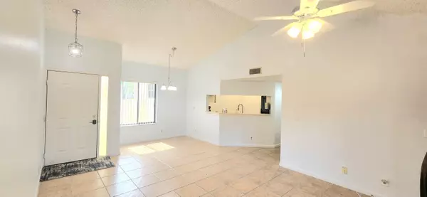 Boynton Beach, FL 33426,14 Via De Casas Sur 102