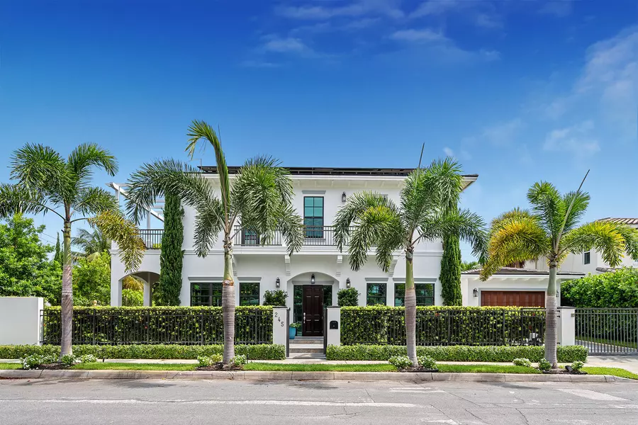 245 Greymon DR, West Palm Beach, FL 33405