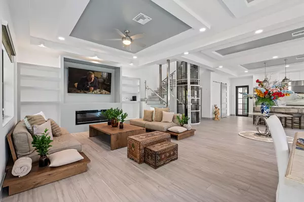 West Palm Beach, FL 33405,245 Greymon DR