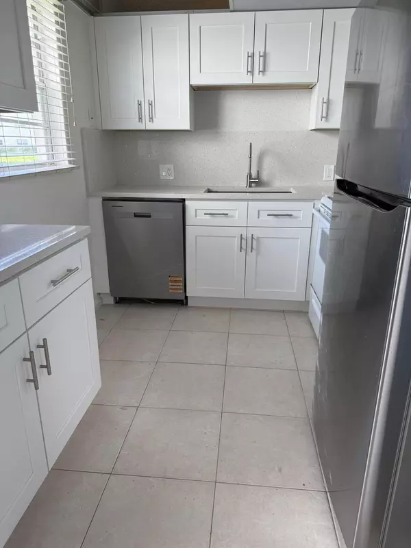 Boca Raton, FL 33434,347 Mansfield I Building I