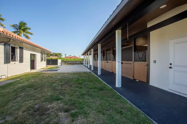 Wellington, FL 33414,2184 Appaloosa TRL