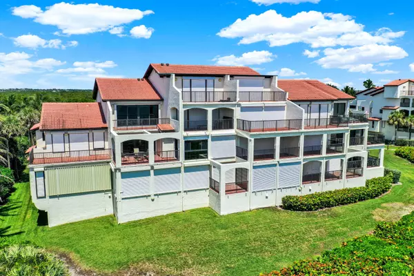 Jensen Beach, FL 34957,4651 NE Ocean BLVD B-30