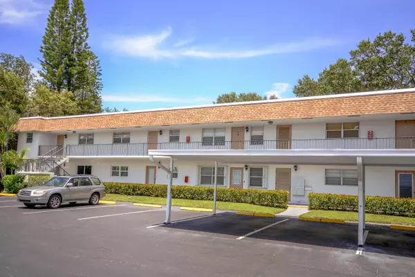 2950 SE Ocean BLVD 1-7, Stuart, FL 34996