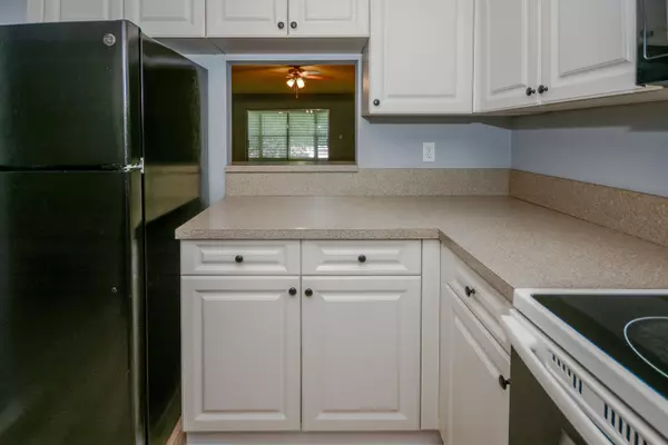 Stuart, FL 34996,2950 SE Ocean BLVD 1-7