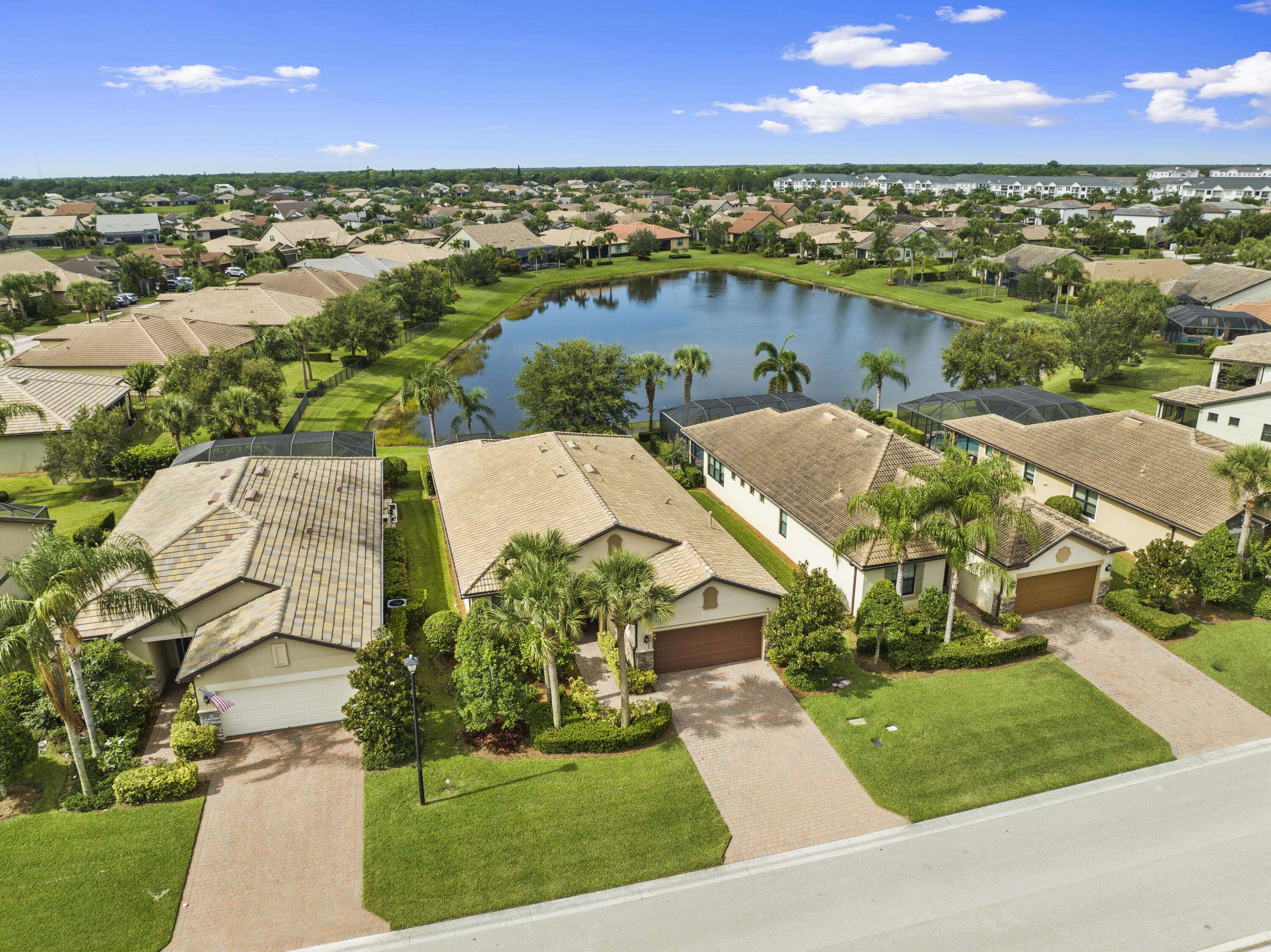 206 SE Courances DR, Port Saint Lucie, FL 34984