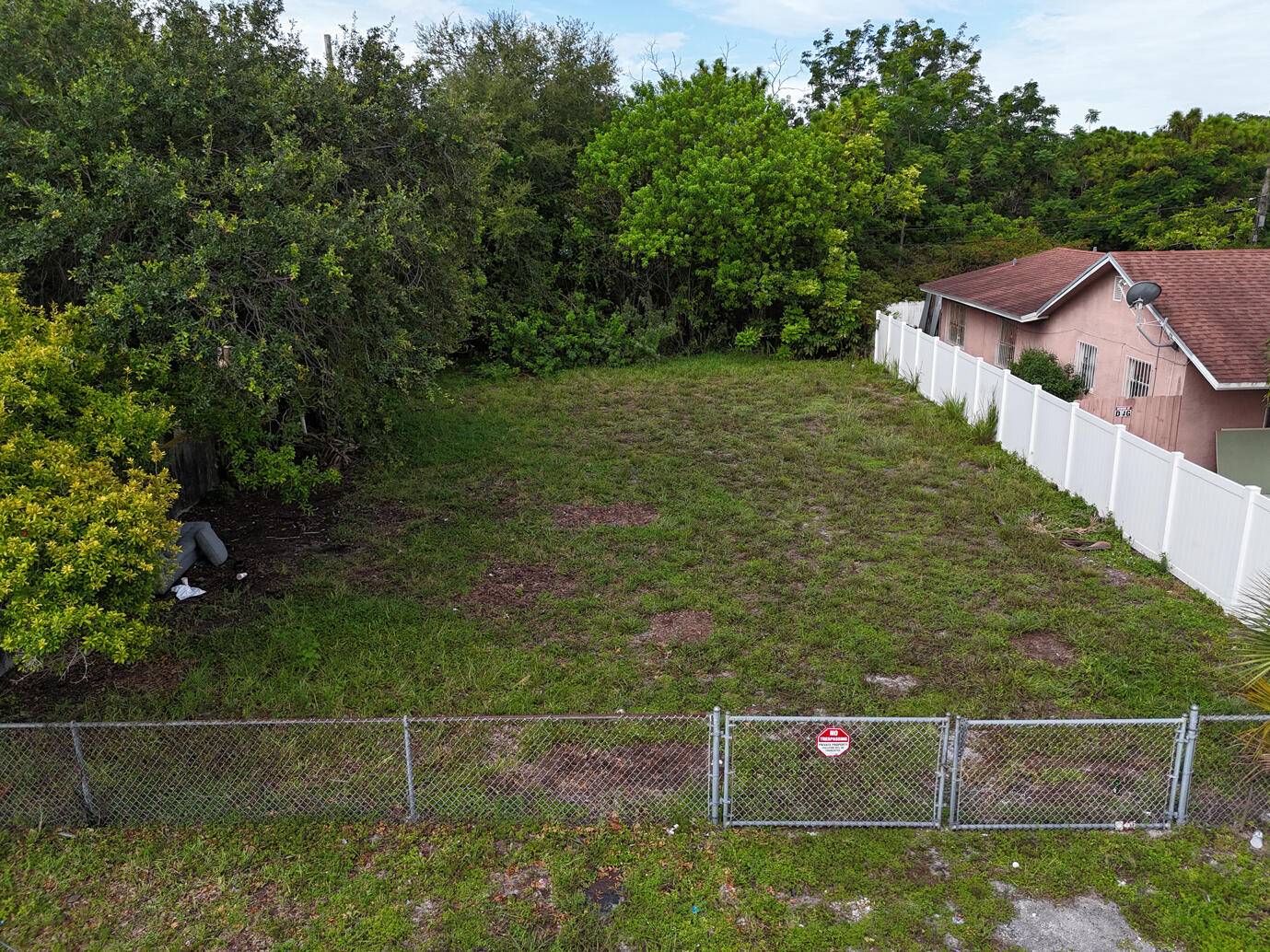 Fort Lauderdale, FL 33311,1602 Lauderdale Manor DR