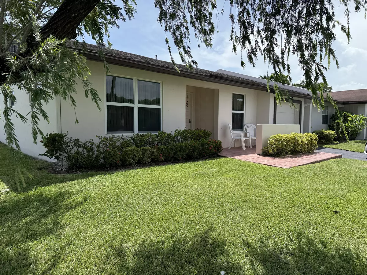 Delray Beach, FL 33484,15627 Bottlebrush CIR