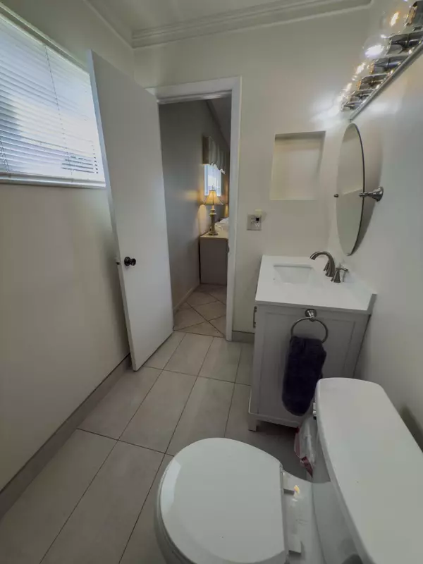 Delray Beach, FL 33484,15627 Bottlebrush CIR