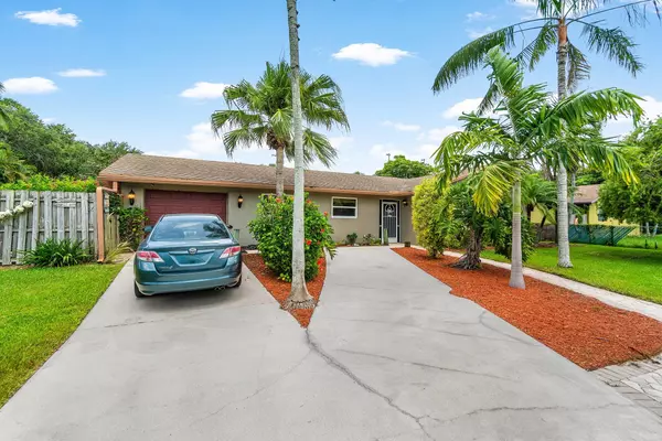 Lantana, FL 33462,6679 Rigger RD