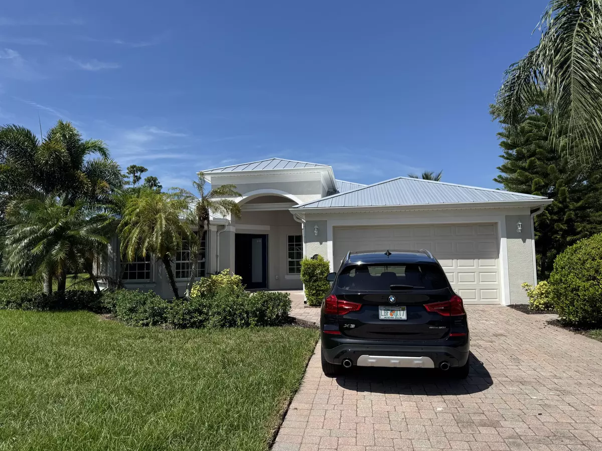 Vero Beach, FL 32968,3833 SW Buxton ST