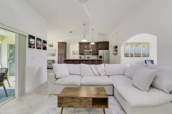 Loxahatchee, FL 33470,18854 N 48th AVE