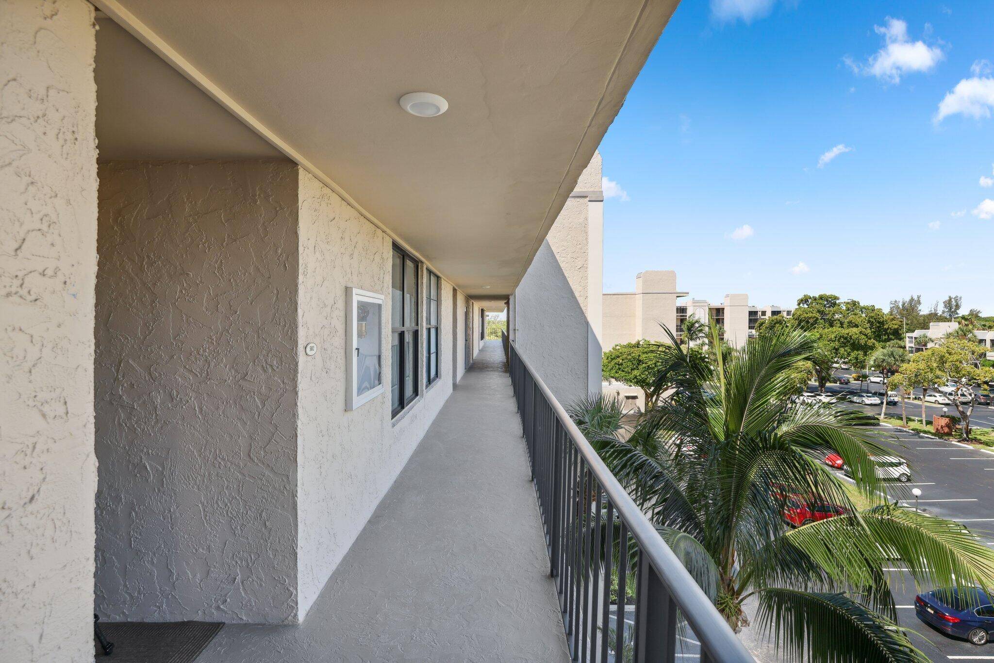 13 Royal Palm WAY 5020, Boca Raton, FL 33432