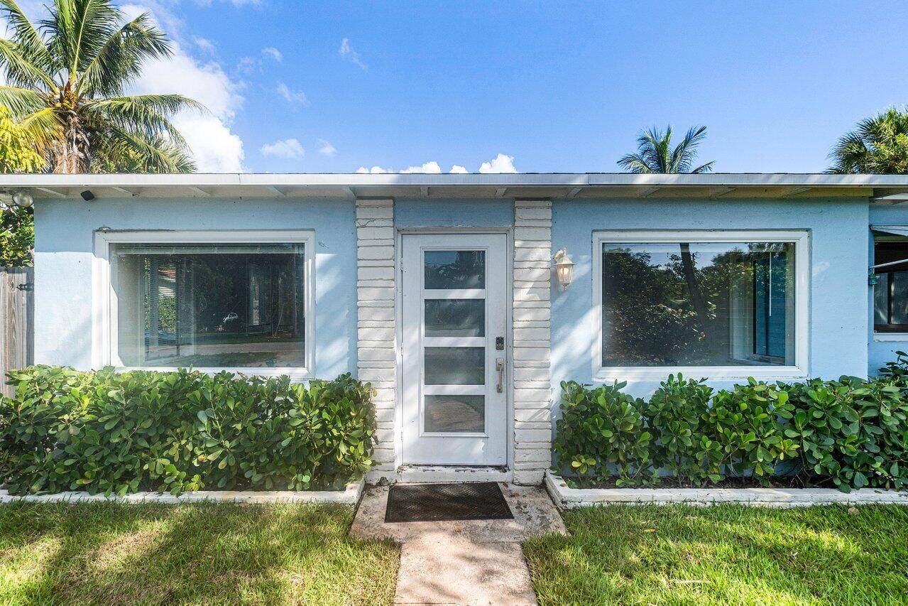 Lantana, FL 33462,139 Prospect RD