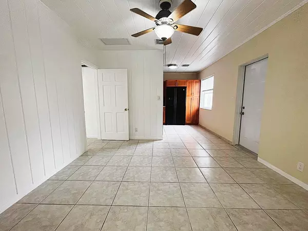 Delray Beach, FL 33444,214 NE 11th ST B