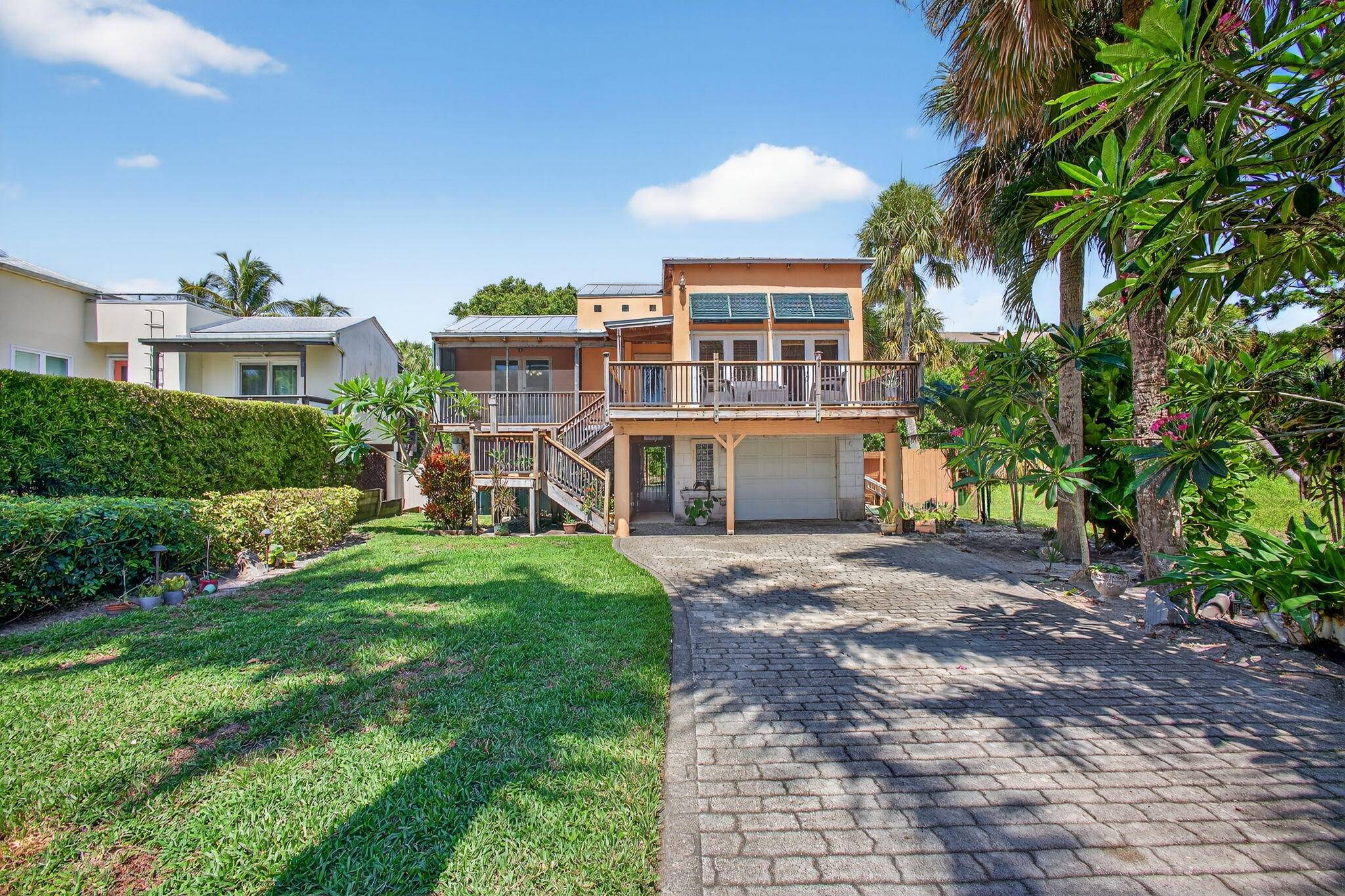 1042 SE Saint Lucie BLVD, Stuart, FL 34996