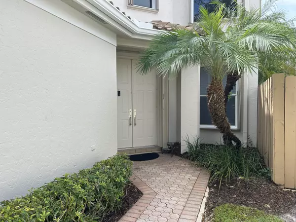 Boca Raton, FL 33496,2404 NW 67th ST