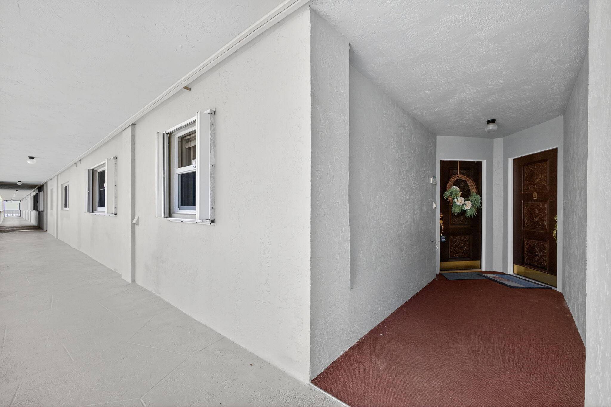 801 Lake Shore DR 807, Lake Park, FL 33403