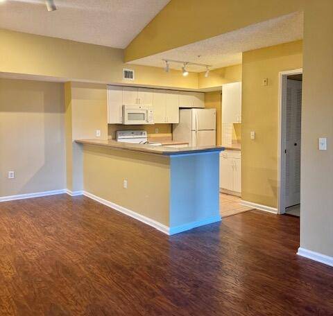 272 Village BLVD 7308, Tequesta, FL 33469