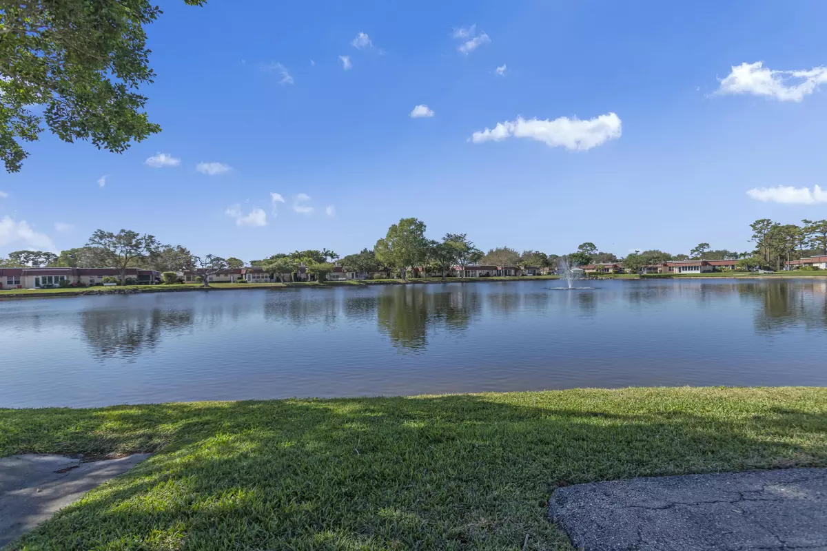 Lake Worth, FL 33467,857 Worcester B LN B