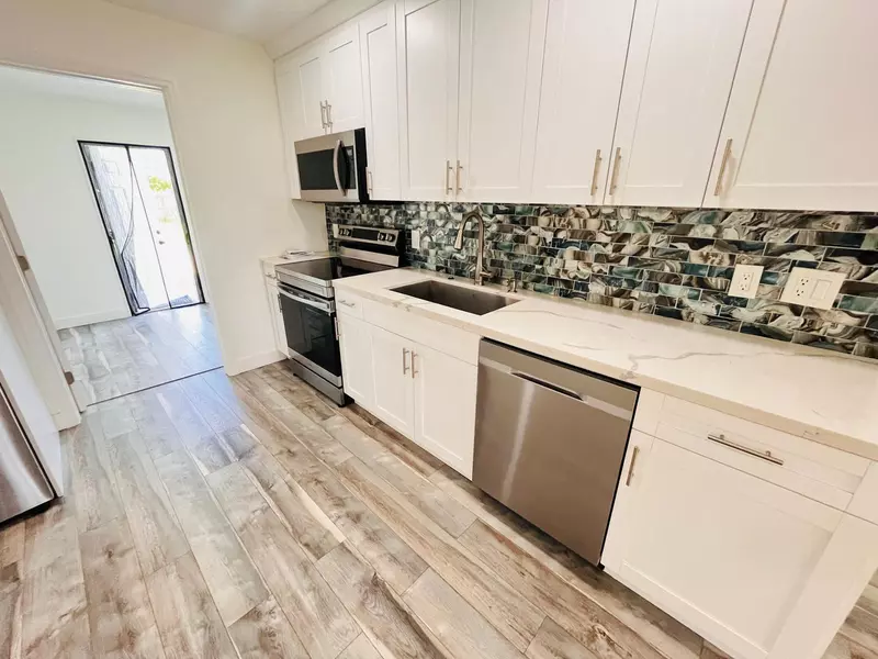 3661 Laurette LN, Lake Worth, FL 33461