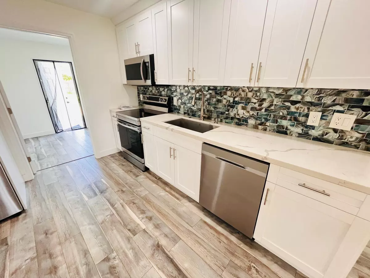 Lake Worth, FL 33461,3661 Laurette LN
