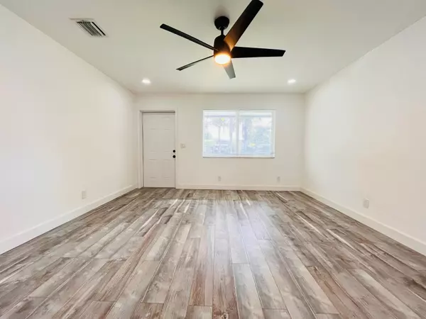 Lake Worth, FL 33461,3663 Laurette LN