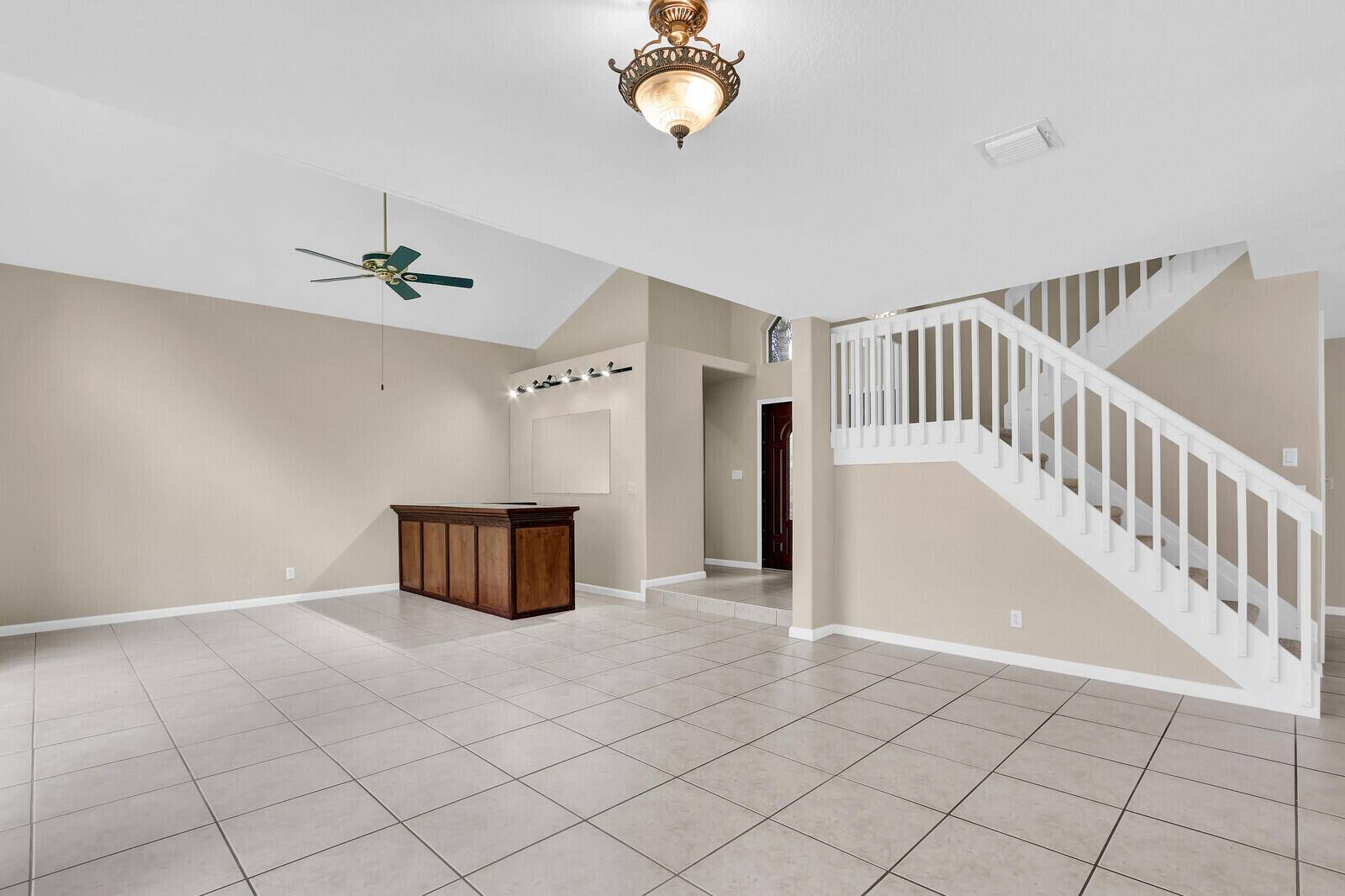 West Palm Beach, FL 33409,3715 Torres CIR