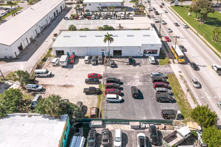 1925 N 10th AVE 1913, Lake Worth Beach, FL 33461