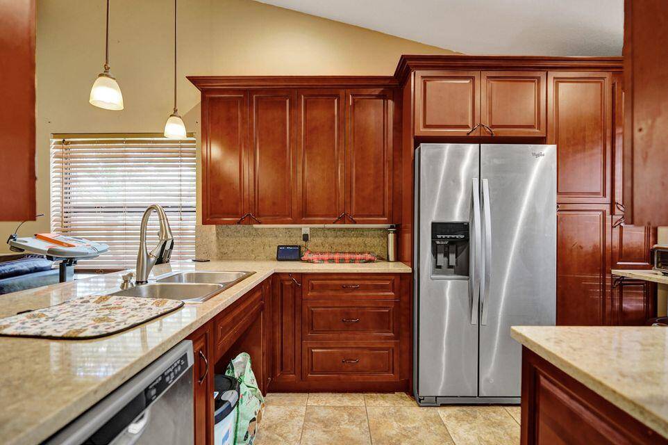 88 N Via De Casas, Boynton Beach, FL 33426