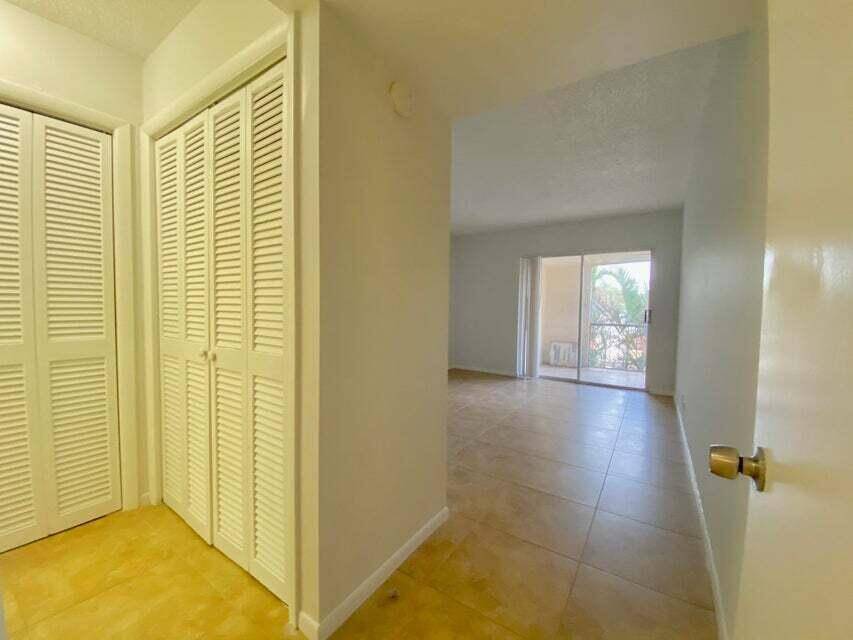 Boca Raton, FL 33486,622 NW 13th ST 27