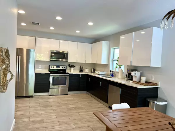 West Palm Beach, FL 33405,745 Tallapoosa ST