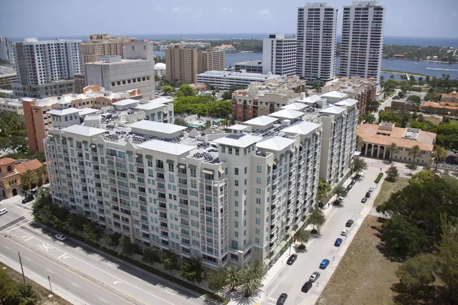 480 Hibiscus ST 828, West Palm Beach, FL 33401
