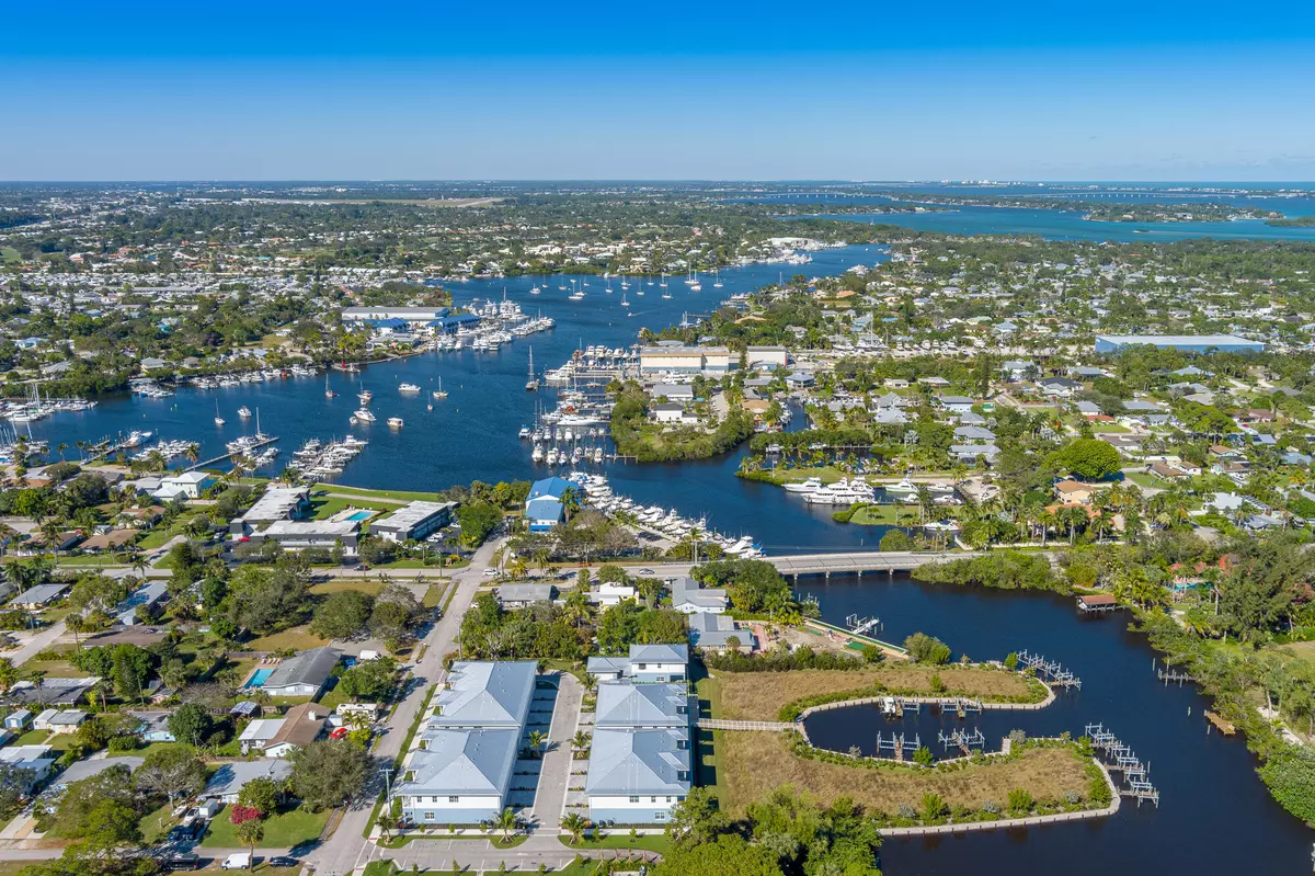 Stuart, FL 34997,4695 SE Manatee WAY