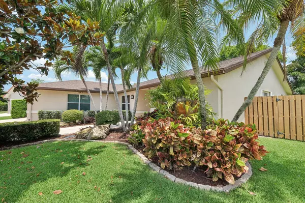 Boca Raton, FL 33433,6085 Elmwood DR