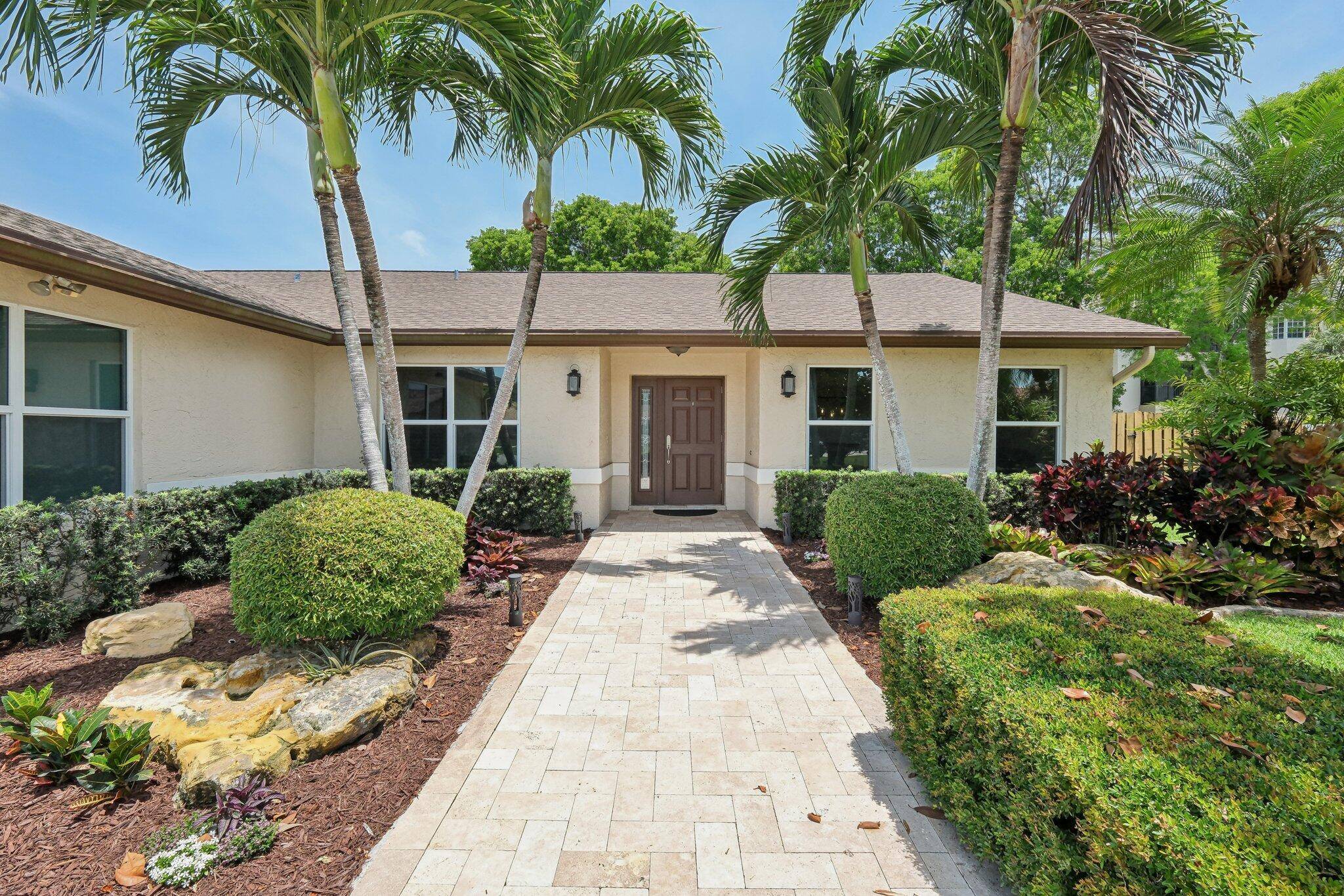 Boca Raton, FL 33433,6085 Elmwood DR