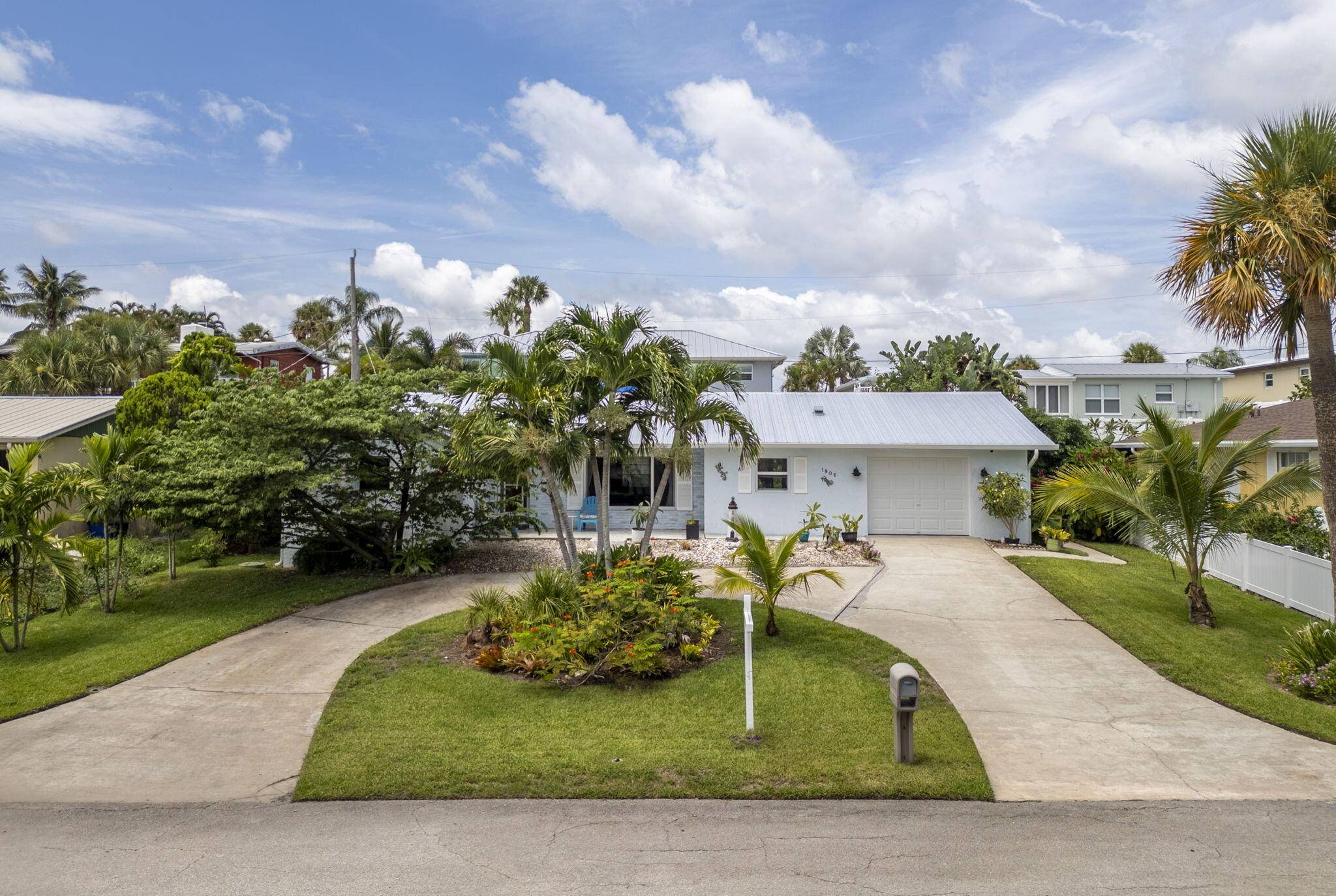 Jensen Beach, FL 34957,1906 NE Media AVE