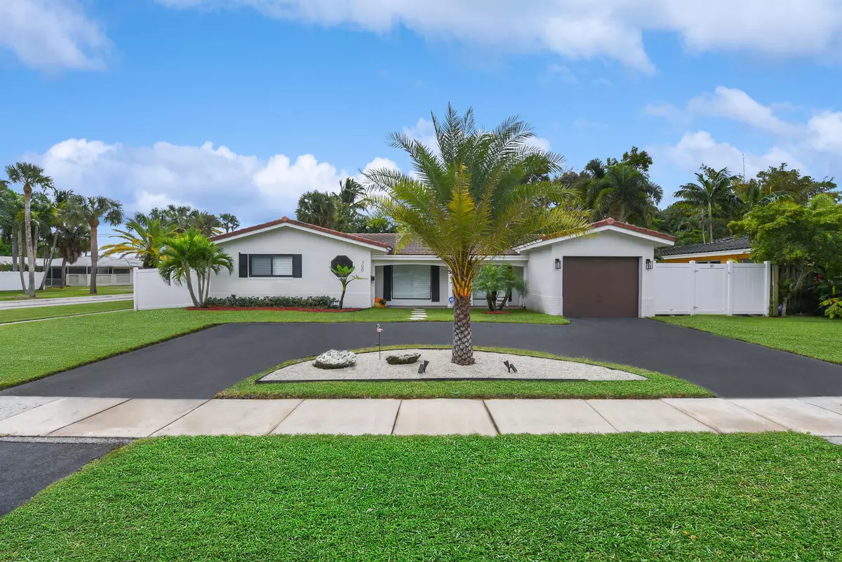 Boca Raton, FL 33486,700 SW 4th ST
