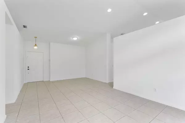 Greenacres, FL 33463,5407 Little Dipper CT